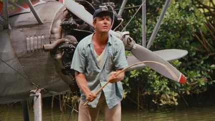 How A Raiders Of The Lost Ark Pilot Wound Up Saving Jurassic Park's Cast And Crew  