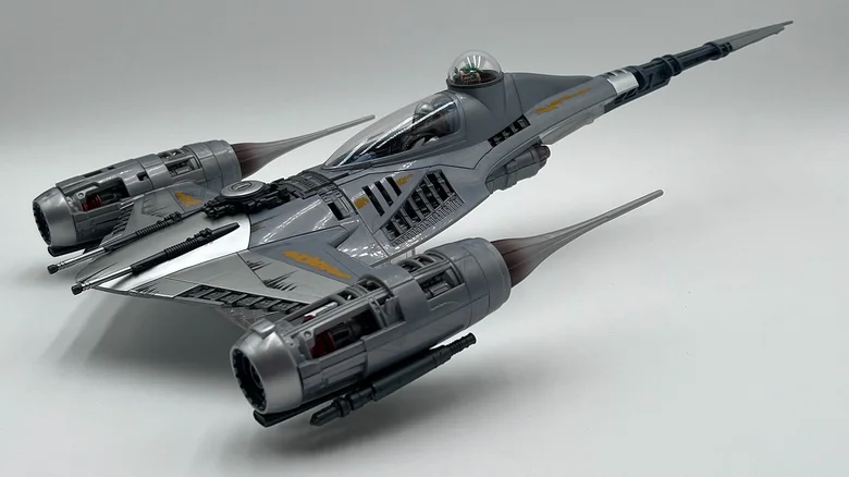 The Mandalorian's Hasbro Vintage Collection N-1 Starfighter Is A Stellar Star Wars Toy 